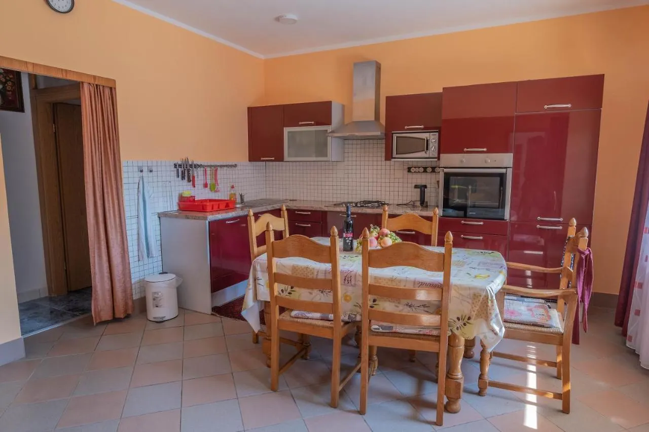 Apartman & Rooms Pejo Jadranovo Apartment