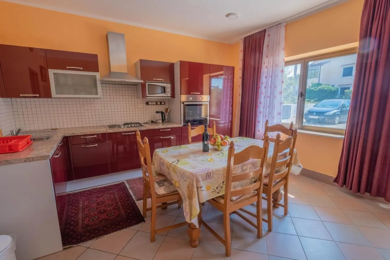 Apartment Apartman & Rooms Pejo Jadranovo